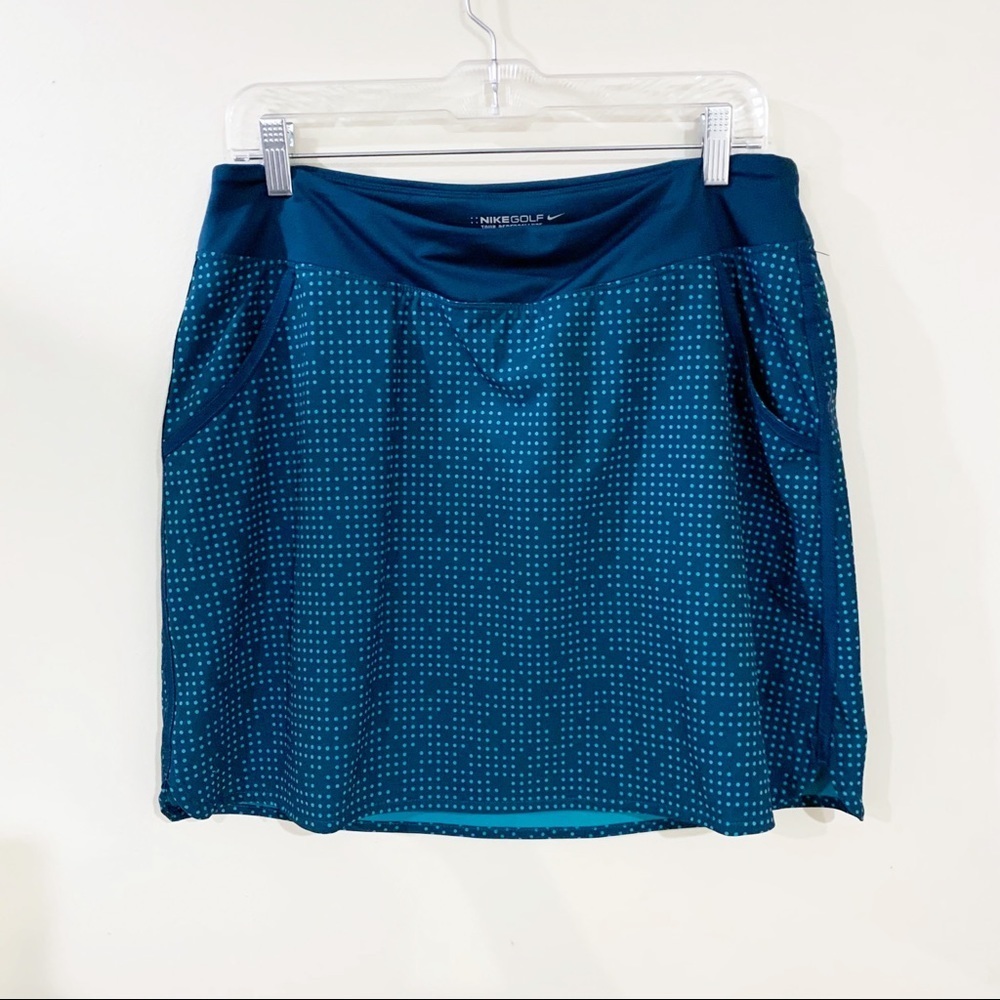 Nike Turquoise Golf Skirt Size Medium